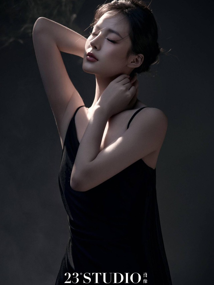 Nuova Collezione 2026: Abbigli - Photography Studio recensione e prezzo